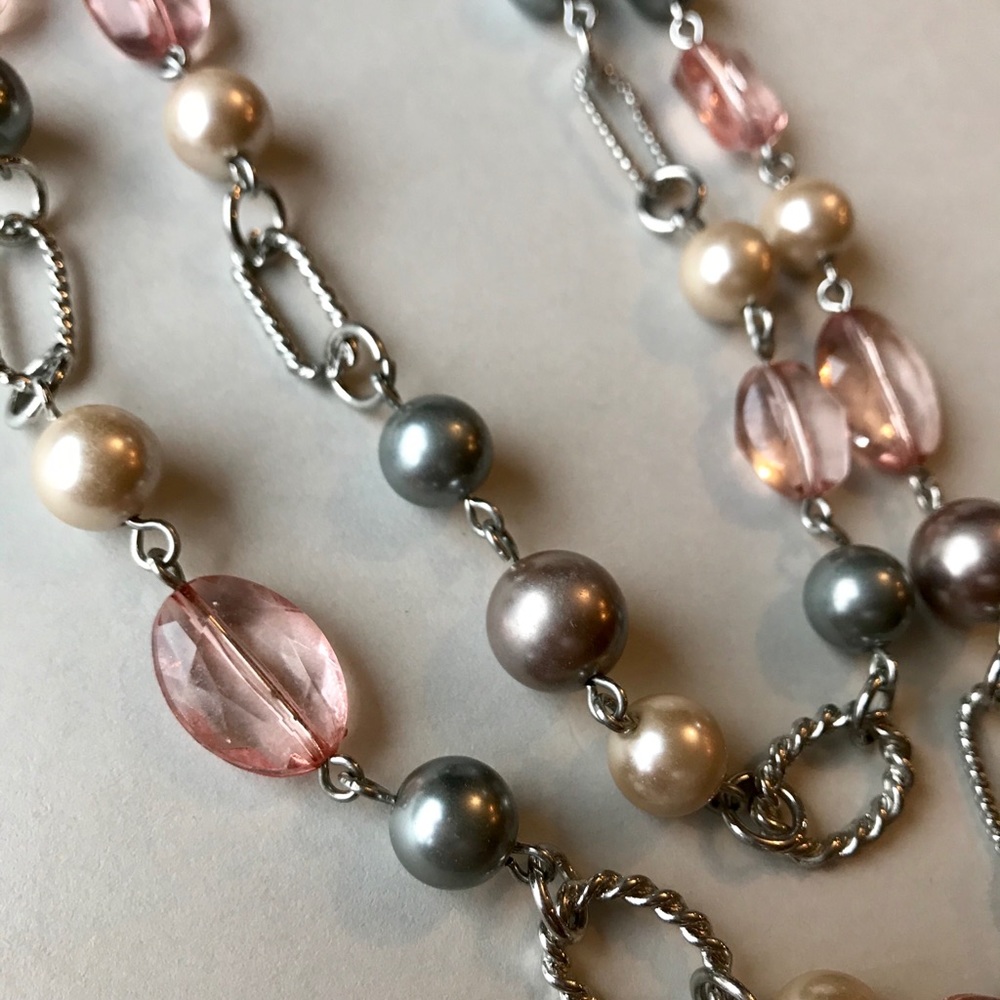 Authentic Premier Designs necklace
